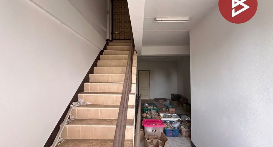 For sale 3 bedrooms retail Space in Mueang Phitsanulok, Phitsanulok