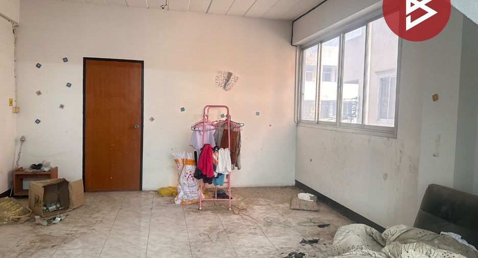 For sale 3 bedrooms retail Space in Mueang Phitsanulok, Phitsanulok