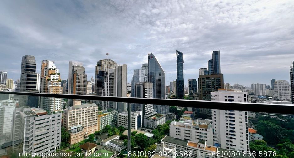 À louer 3 chambres condo à Khlong Toei, Bangkok