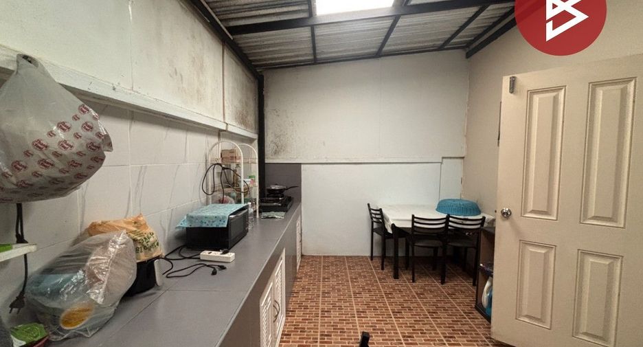 Reihenhaus zum Kauf mit 2 Zimmer in Nong Chok, Bangkok