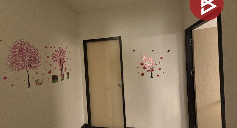 Reihenhaus zum Kauf mit 2 Zimmer in Nong Chok, Bangkok