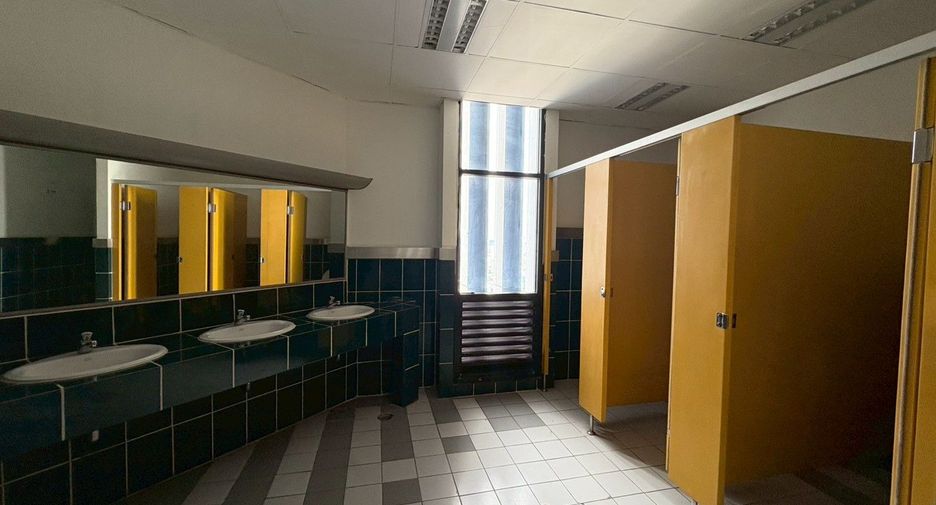 For rent office in Bang Na, Bangkok