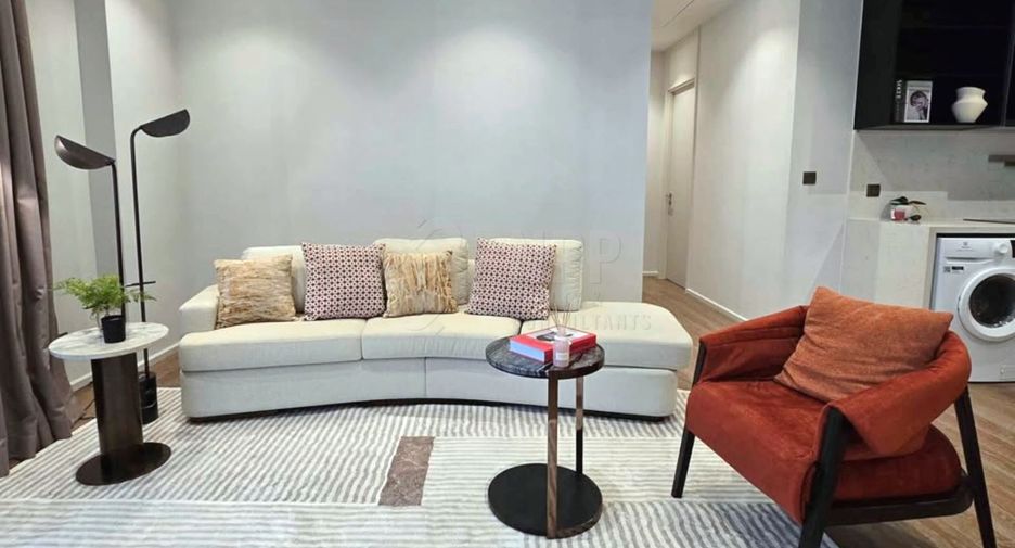 Wohnung zur Miete mit 2 Zimmer in Pathum Wan, Bangkok