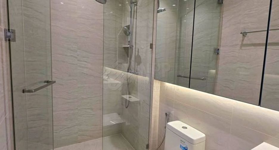 Wohnung zur Miete mit 2 Zimmer in Pathum Wan, Bangkok