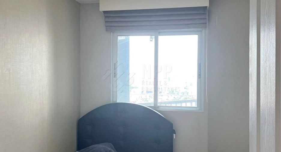 À louer et à vendre 6 chambres condo à Huai Khwang, Bangkok