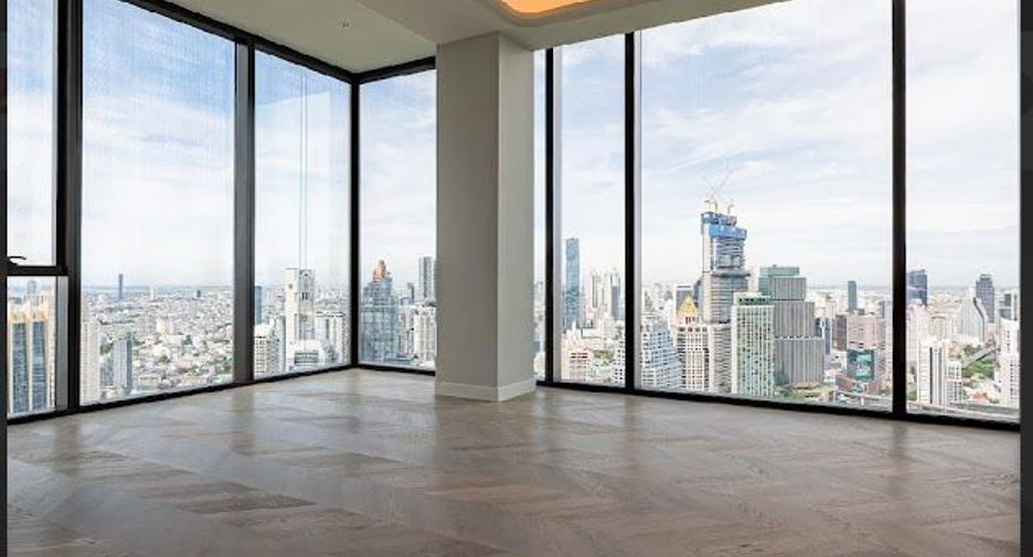 For sale 3 bedrooms condo in Pathum Wan, Bangkok