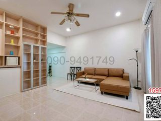 For rent 5 bedrooms townhouse in Bang Na, Bangkok