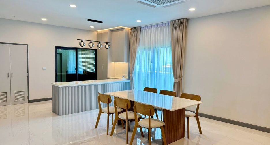 For rent 4 bedrooms house in Bang Phli, Samut Prakan