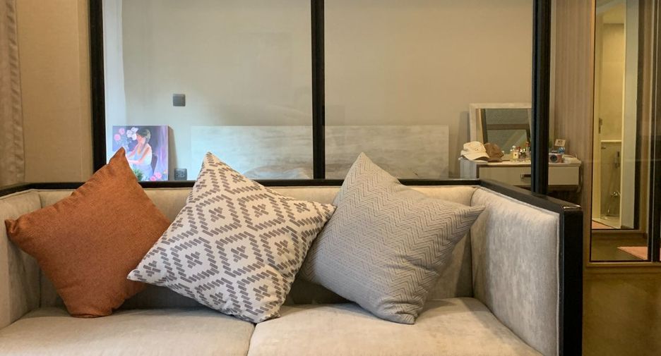 For sale 1 bed condo in Pathum Wan, Bangkok