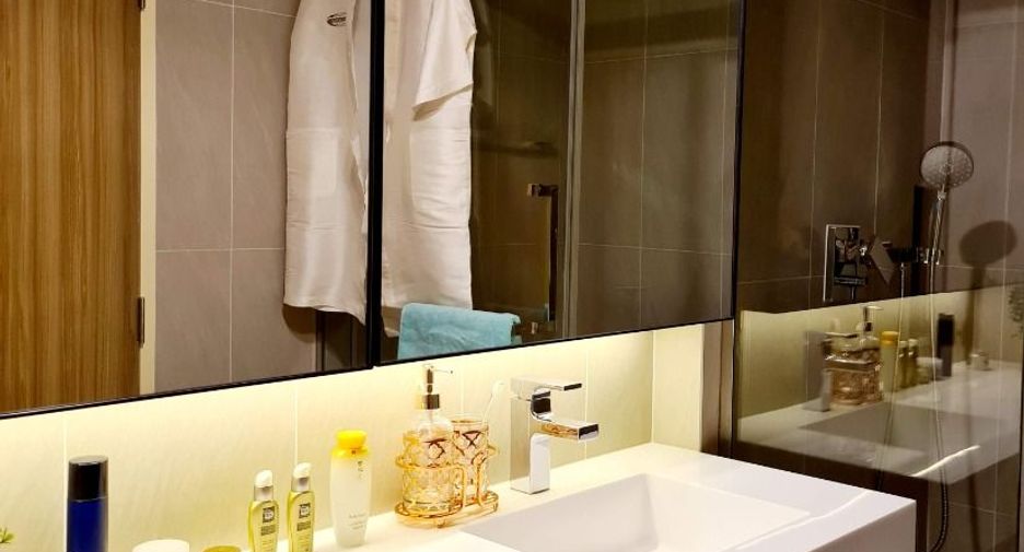 For sale 1 bed condo in Pathum Wan, Bangkok