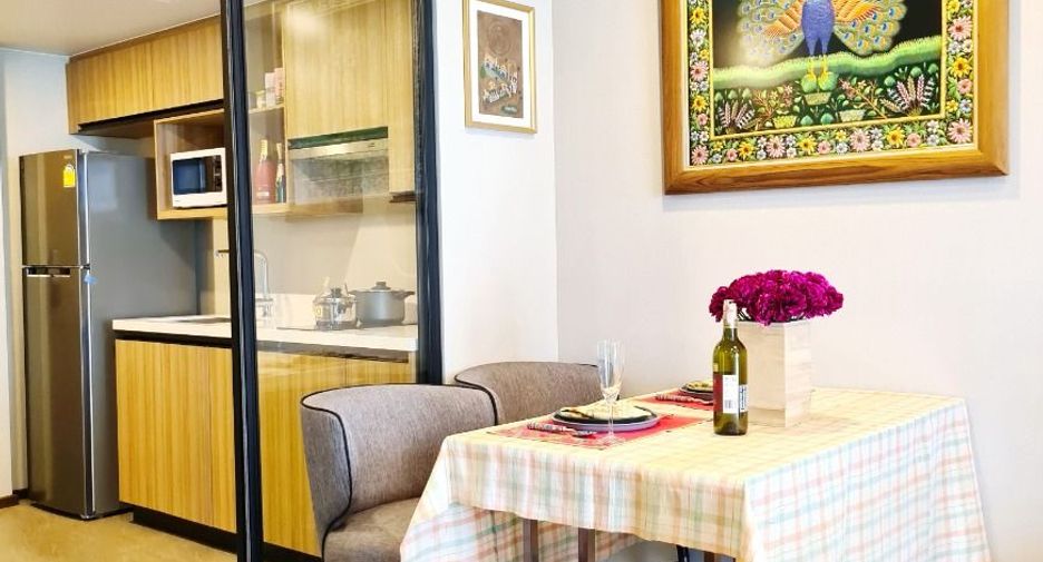 For sale 1 bed condo in Pathum Wan, Bangkok