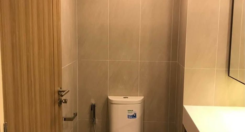 For sale 1 bed condo in Pathum Wan, Bangkok