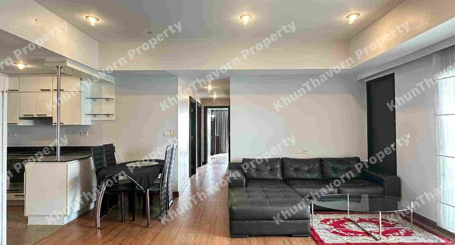 For rent 3 bedrooms condo in Phaya Thai, Bangkok