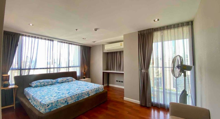 For rent and for sale 2 bedrooms condo in Pathum Wan, Bangkok