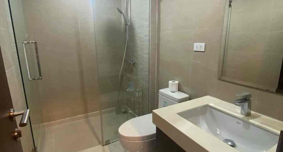 For rent and for sale 2 bedrooms condo in Pathum Wan, Bangkok