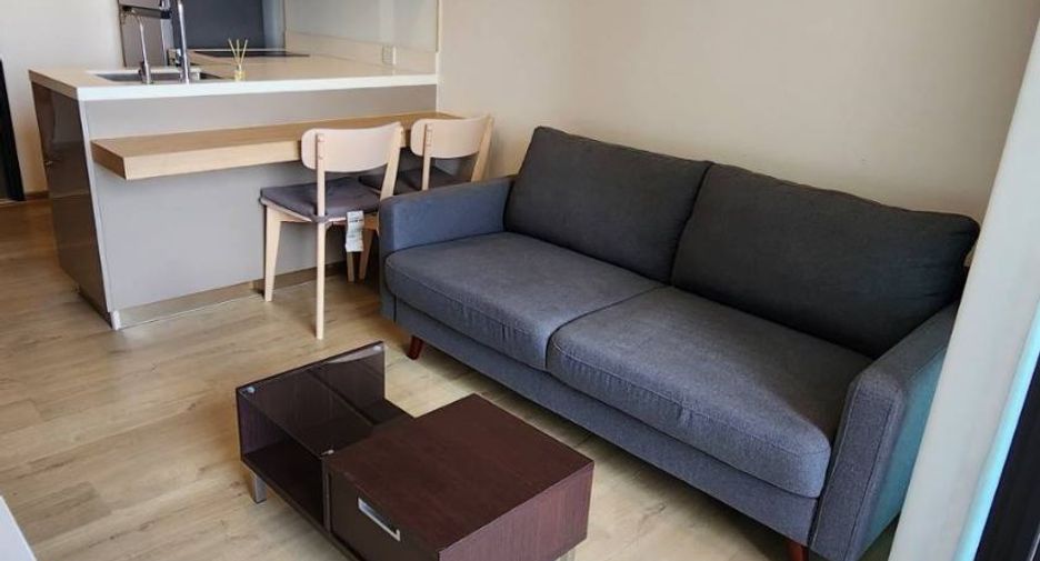 For rent 1 bed condo in Phra Khanong, Bangkok