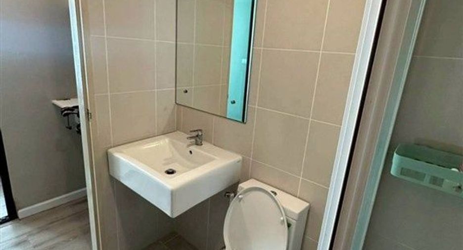For sale 1 bed condo in Mueang Samut Prakan, Samut Prakan