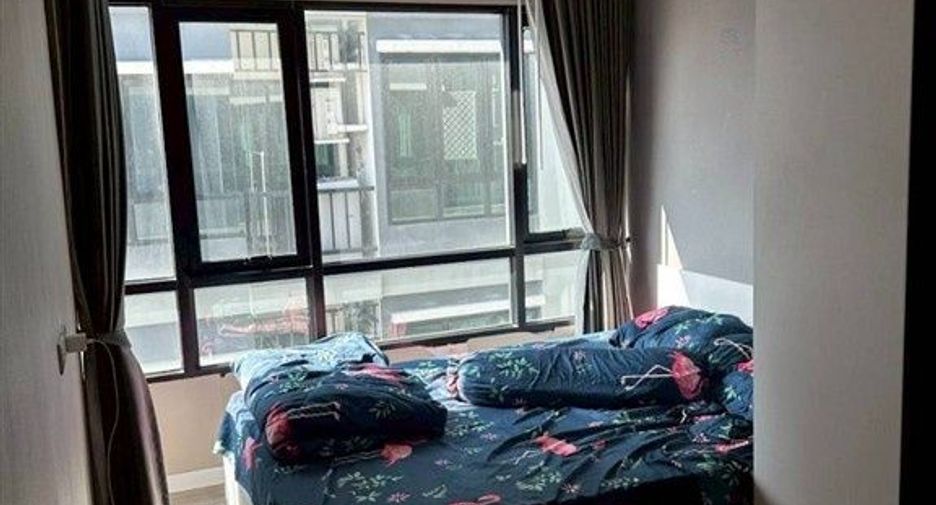 For sale 1 bed condo in Mueang Samut Prakan, Samut Prakan