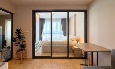 For sale 1 bed condo in Khlong Toei, Bangkok