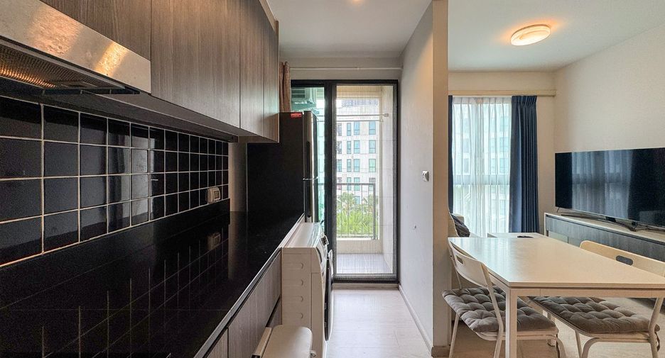 For sale 2 bedrooms condo in Mueang Samut Prakan, Samut Prakan