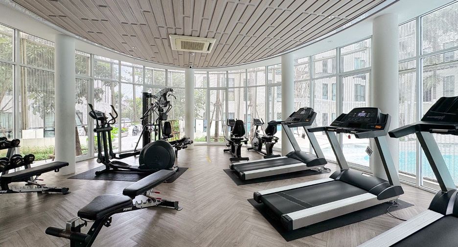 For sale 2 bedrooms condo in Mueang Samut Prakan, Samut Prakan