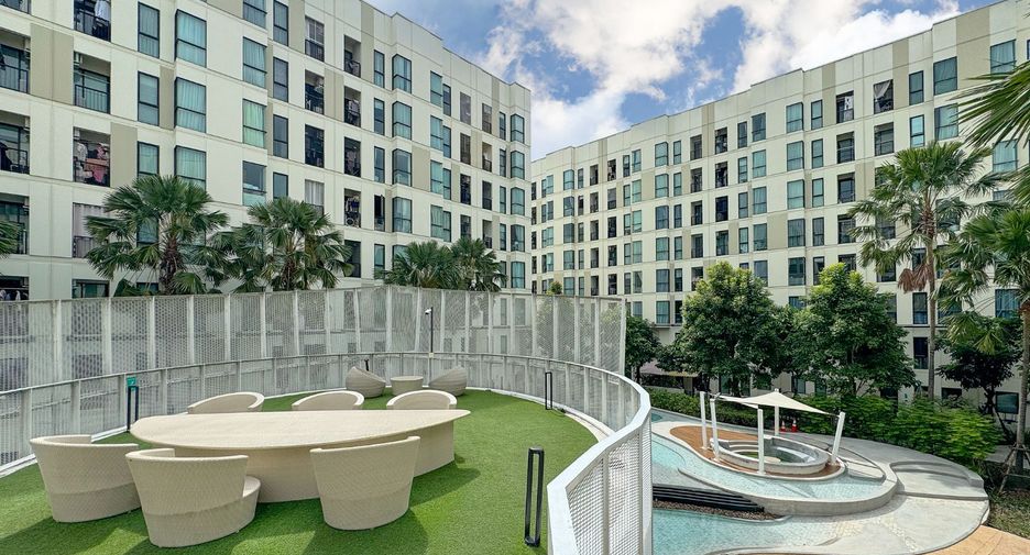 For sale 2 bedrooms condo in Mueang Samut Prakan, Samut Prakan