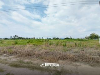 À vendre terrain à Nakhon Chai Si, Nakhon Pathom