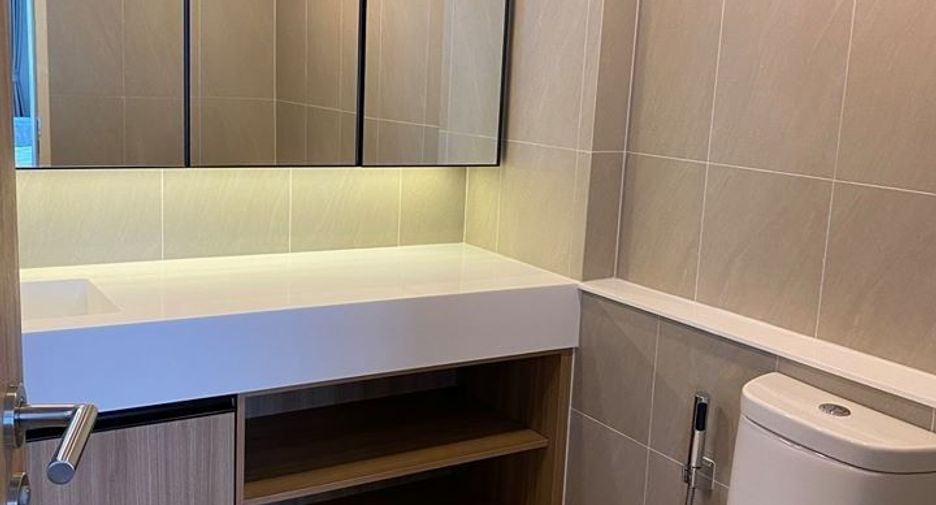 For sale 1 bed condo in Pathum Wan, Bangkok