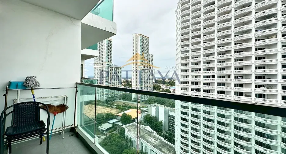 For rent and for sale studio condo in Bang Lamung, Chonburi