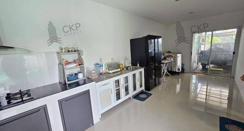 For rent そして for sale 4 ベッドルーム house in Sai Mai, Bangkok