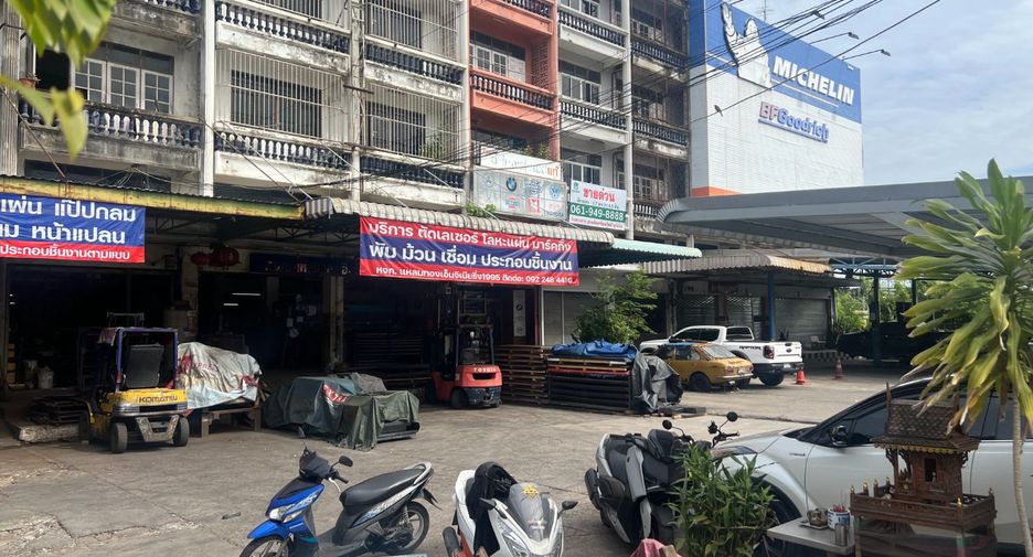 For sale retail Space in Min Buri, Bangkok