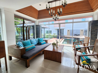 À louer 4 chambres maison à Bang Lamung, Chonburi