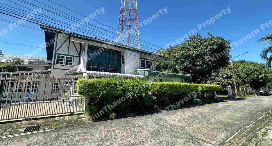 For sale land in Din Daeng, Bangkok