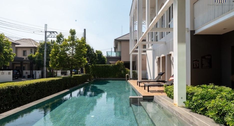 For sale 4 bedrooms house in Khan Na Yao, Bangkok