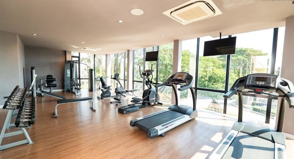 For sale 4 bedrooms house in Khan Na Yao, Bangkok
