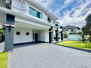 出售 4 卧室 独立屋 在 Bang Lamung, Chon Buri