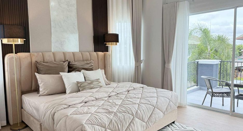 Haus zum Kauf mit 4 Zimmer in Bang Lamung, Chonburi