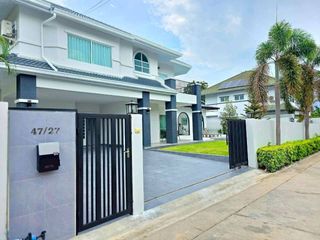 出售 4 卧室 独立屋 在 Bang Lamung, Chon Buri