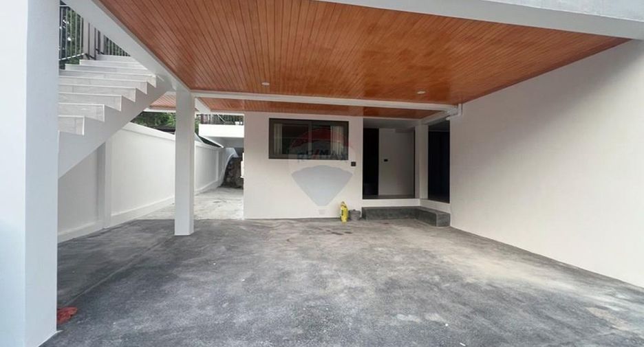 For sale 4 bedrooms villa in Ko Samui, Surat Thani