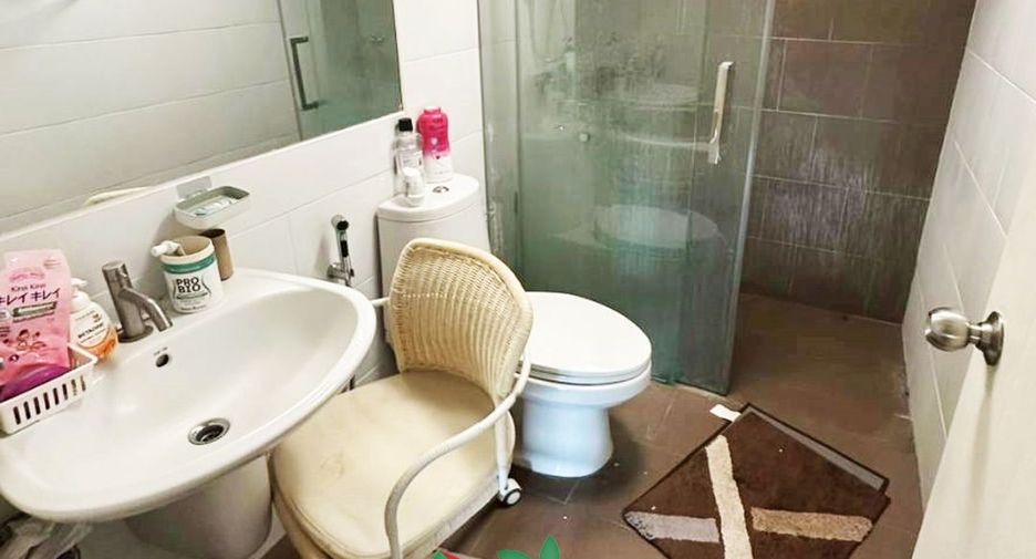 For sale 4 bedrooms townhouse in Pak Kret, Nonthaburi