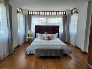 À louer 4 chambres maison à Bang Lamung, Chonburi