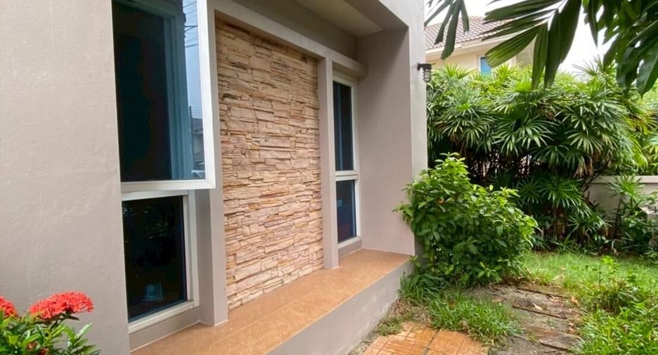 For sale 4 bedrooms house in Lam Luk Ka, Pathum Thani