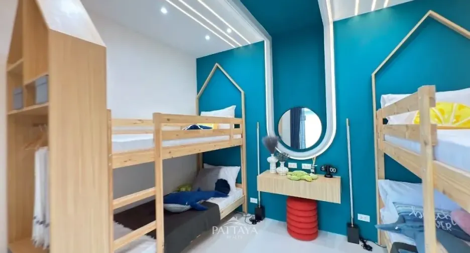 For rent and for sale 5 bedrooms villa in Bang Lamung, Chonburi