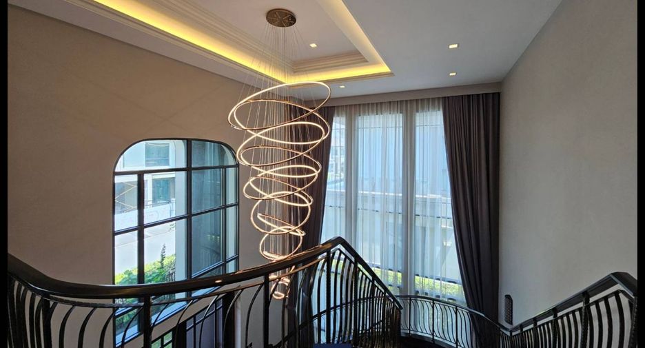 For rent and for sale 4 bedrooms house in Lat Krabang, Bangkok