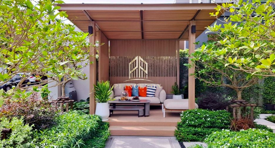 For sale 4 bedrooms house in Saphan Sung, Bangkok