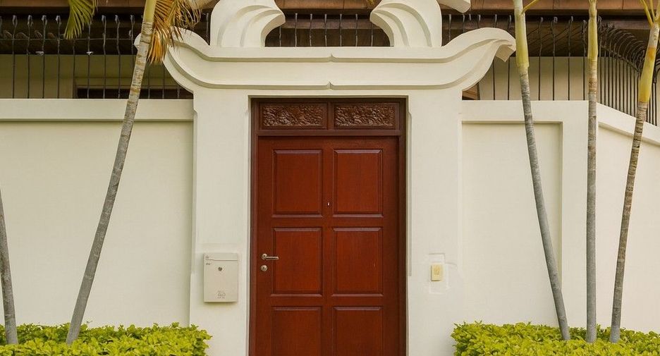 For rent 6 bedrooms house in Bang Lamung, Chonburi