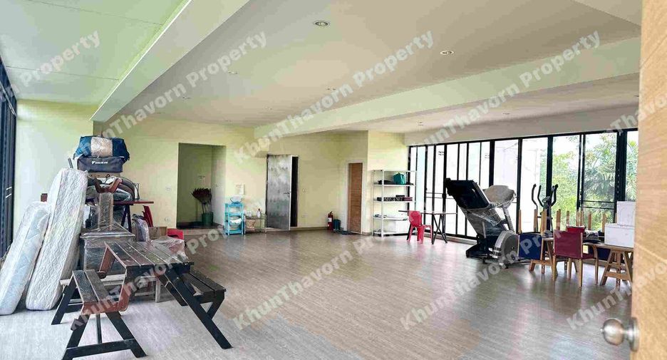 For sale 2 bedrooms warehouse in Ban Laem, Phetchaburi