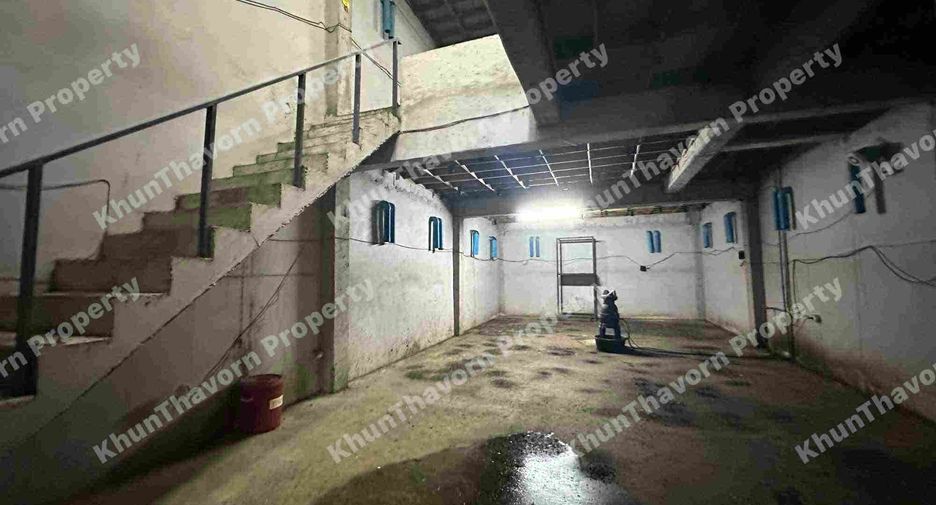 For sale 2 bedrooms warehouse in Ban Laem, Phetchaburi