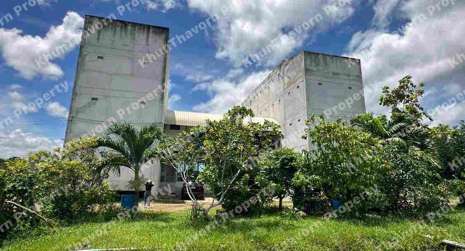 For sale 2 bedrooms warehouse in Ban Laem, Phetchaburi
