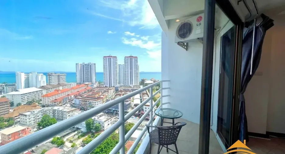 À louer et à vendre 1 chambre condo à Bang Lamung, Chonburi